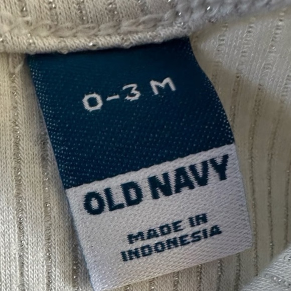 Old navy 0-3 month girls holiday dress - Picture 2 of 2